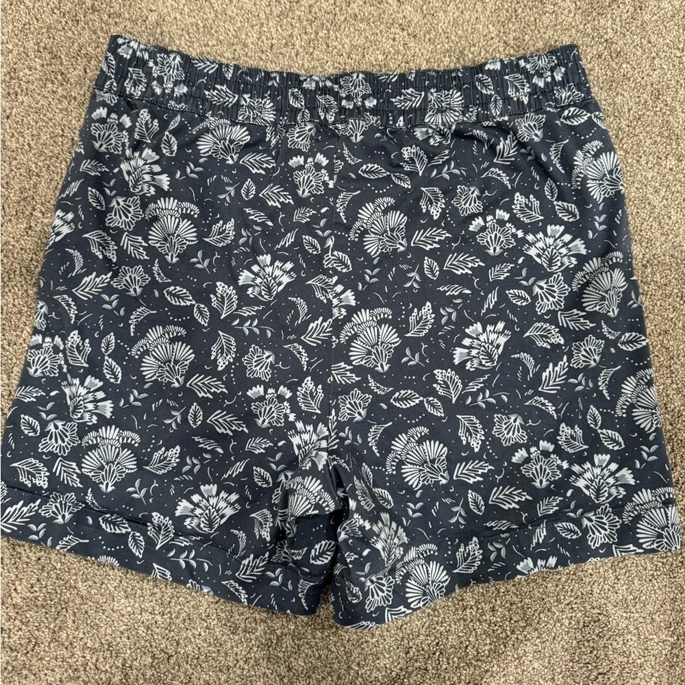 JACHS Girlfriend Stretch Chino Satin Shorts